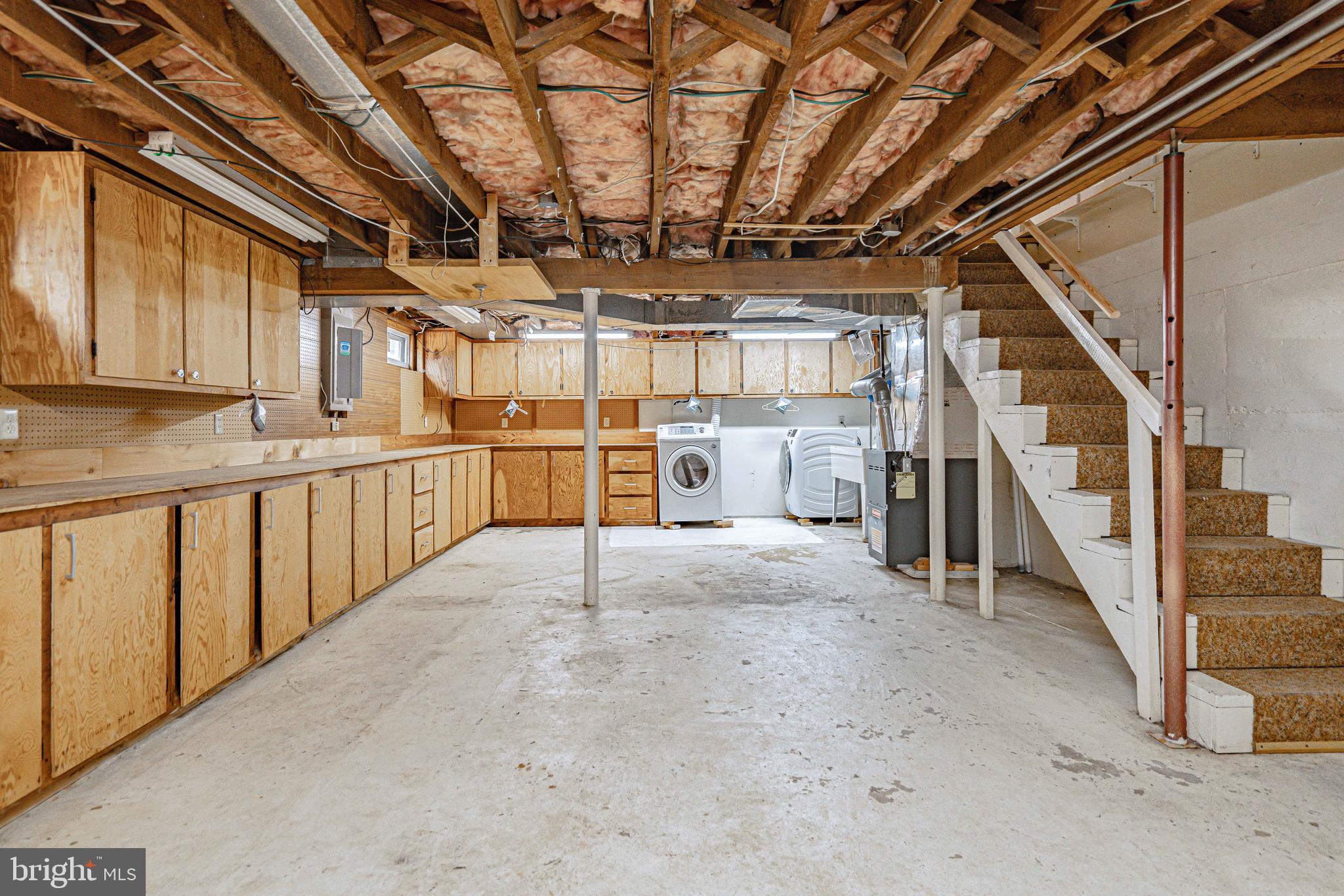 NEWBRIDGE PARK - Residential