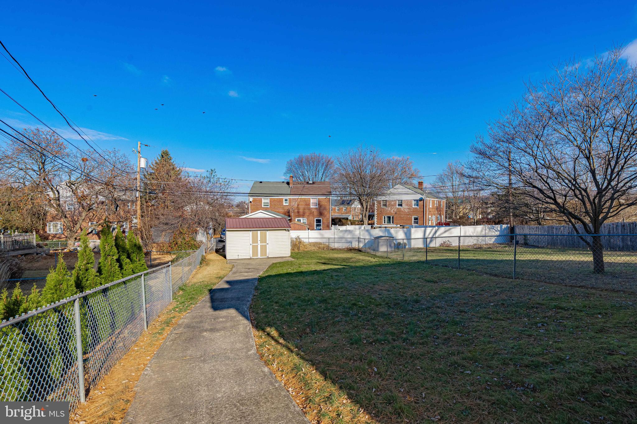 NEWBRIDGE PARK - Residential