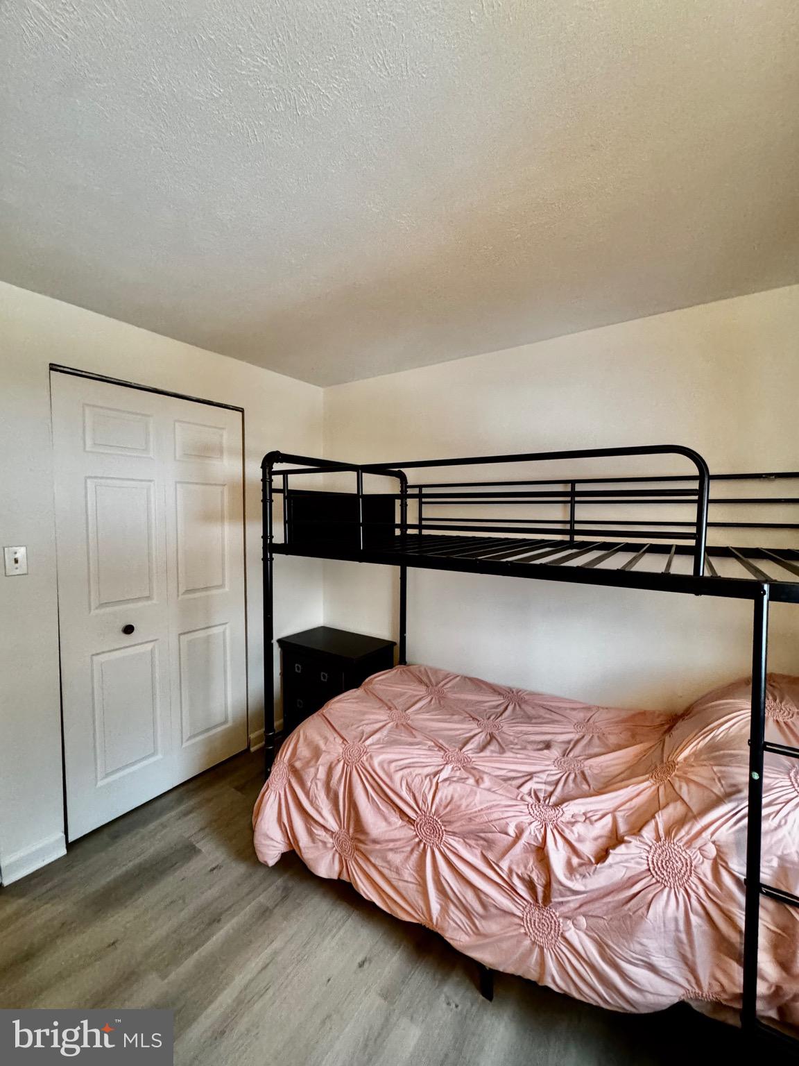 CHESTERFIELD - Residential