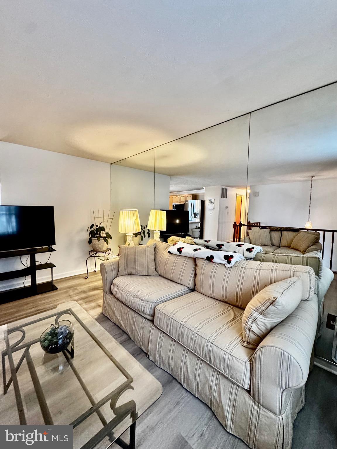 CHESTERFIELD - Residential