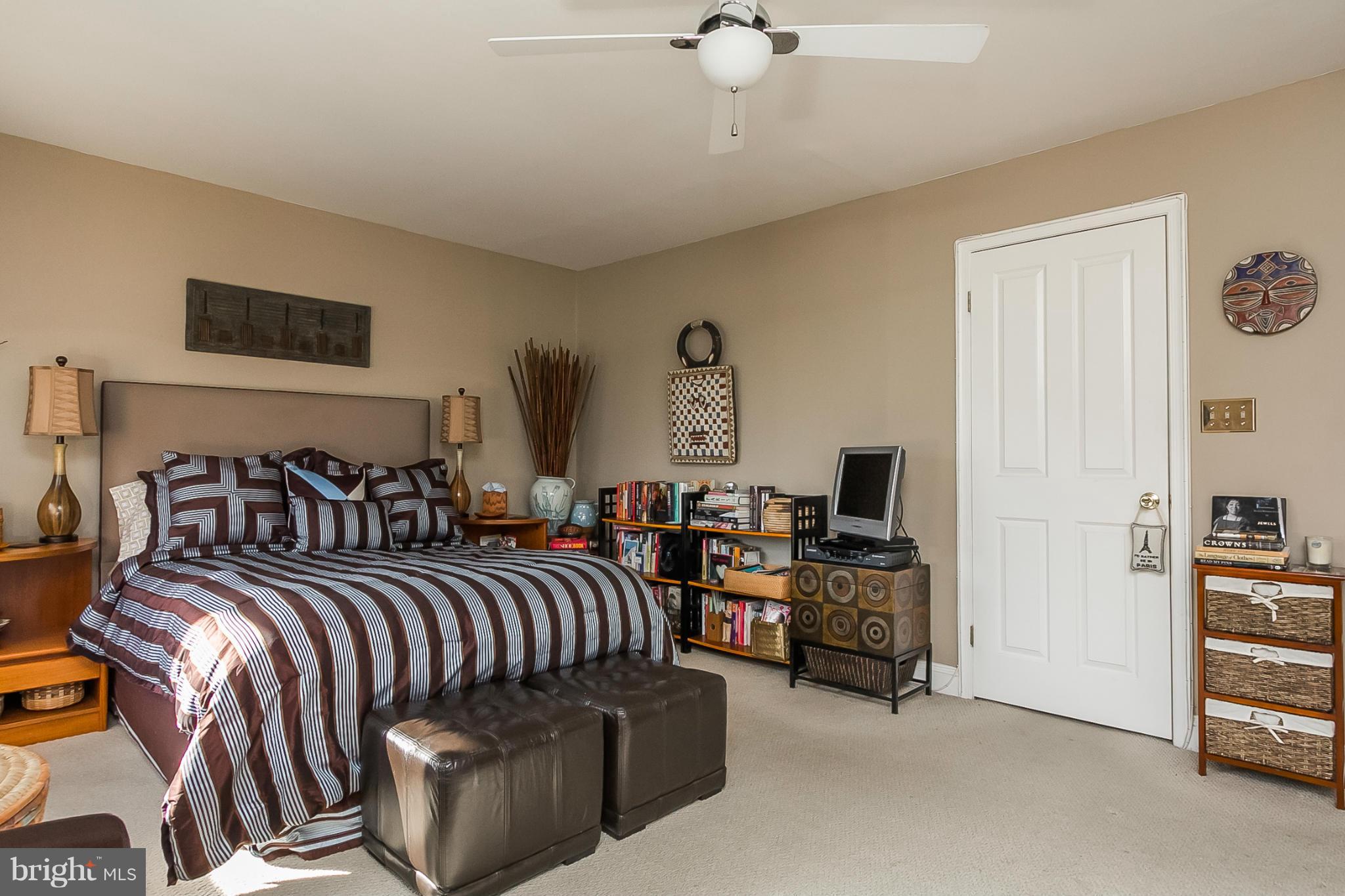 VILLAGES AT HOMELAND - Residential