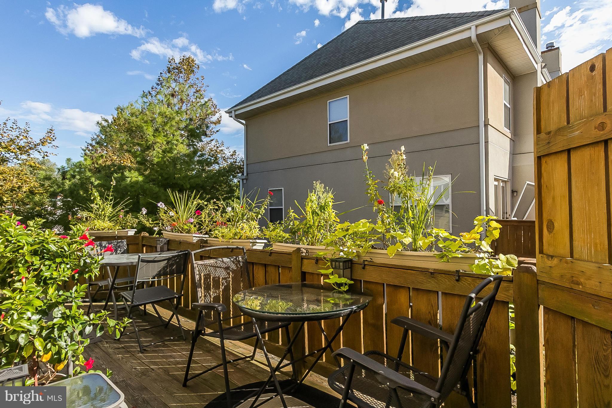 VILLAGES AT HOMELAND - Residential