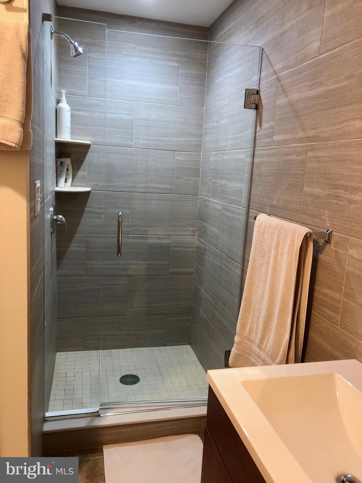 WASHINGTON SQ WEST - Residential Lease