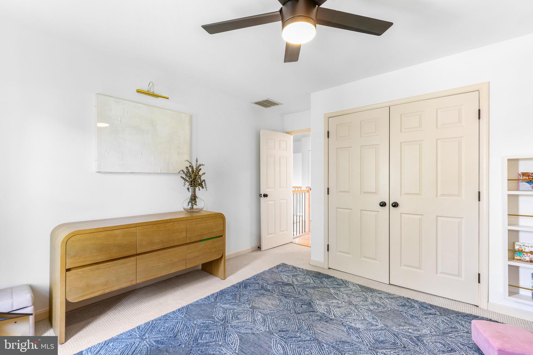 VILLAGE OF RIVER HILL - Residential