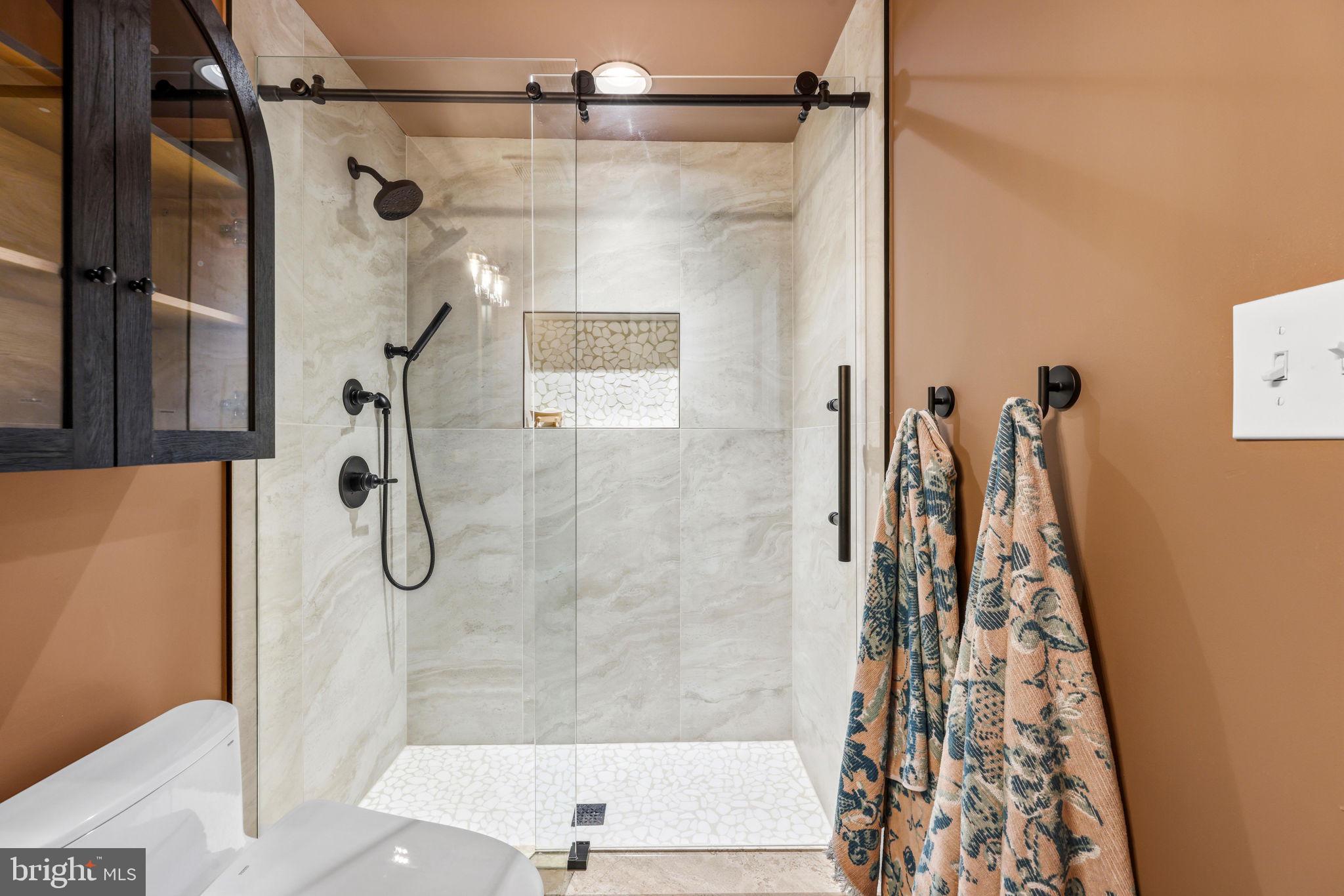 VILLAGE OF RIVER HILL - Residential