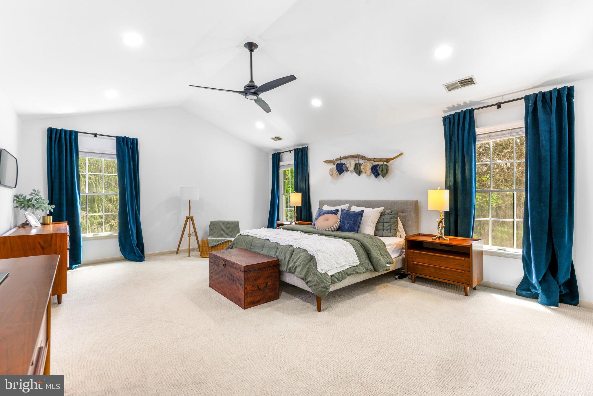 VILLAGE OF RIVER HILL - Residential