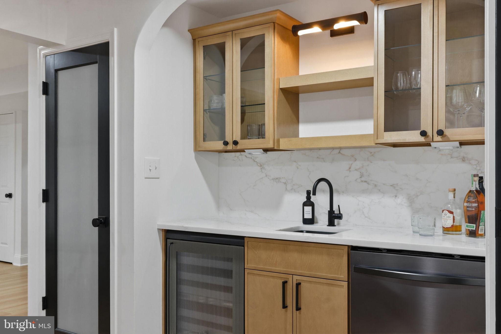 VILLAGE OF RIVER HILL - Residential