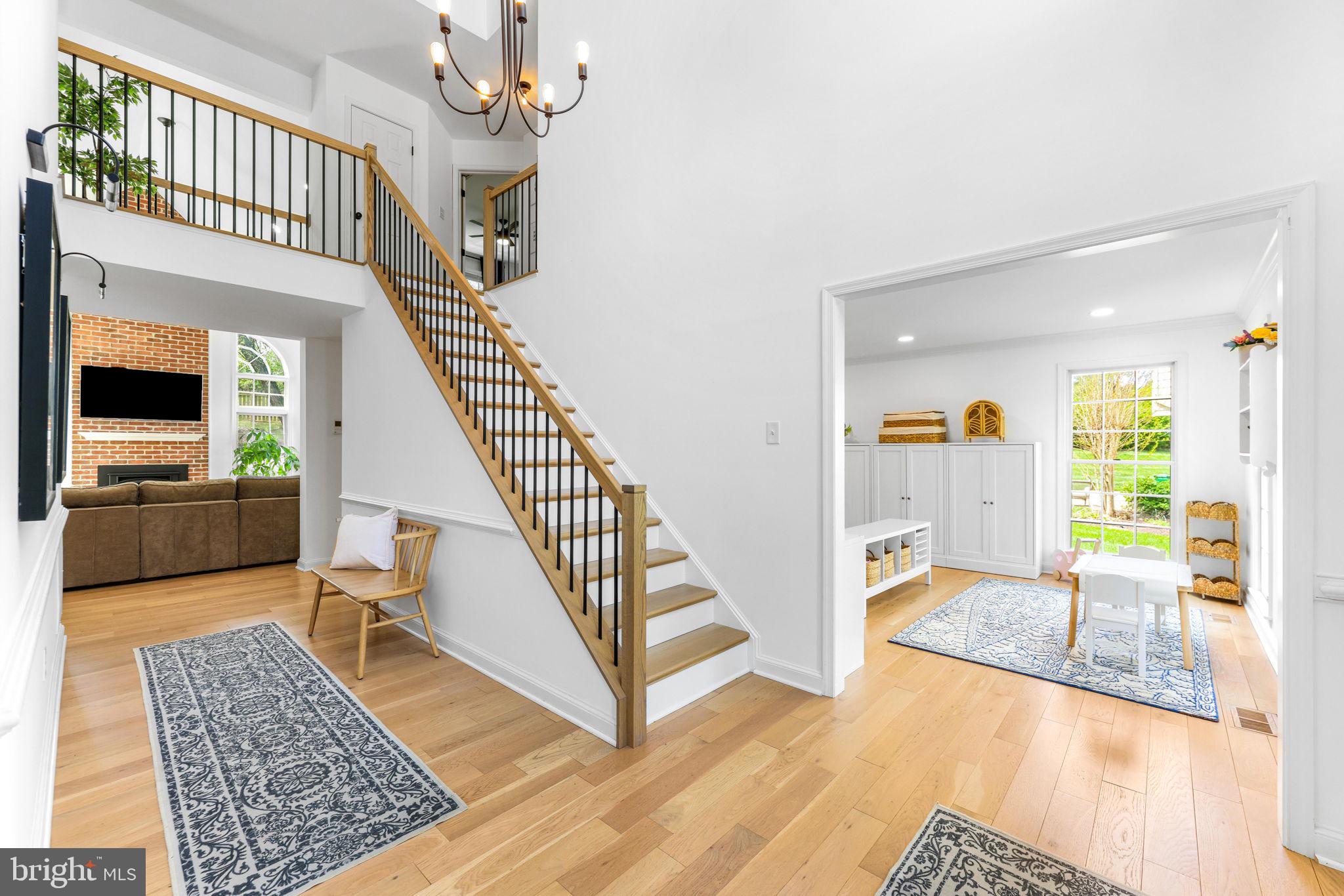 VILLAGE OF RIVER HILL - Residential