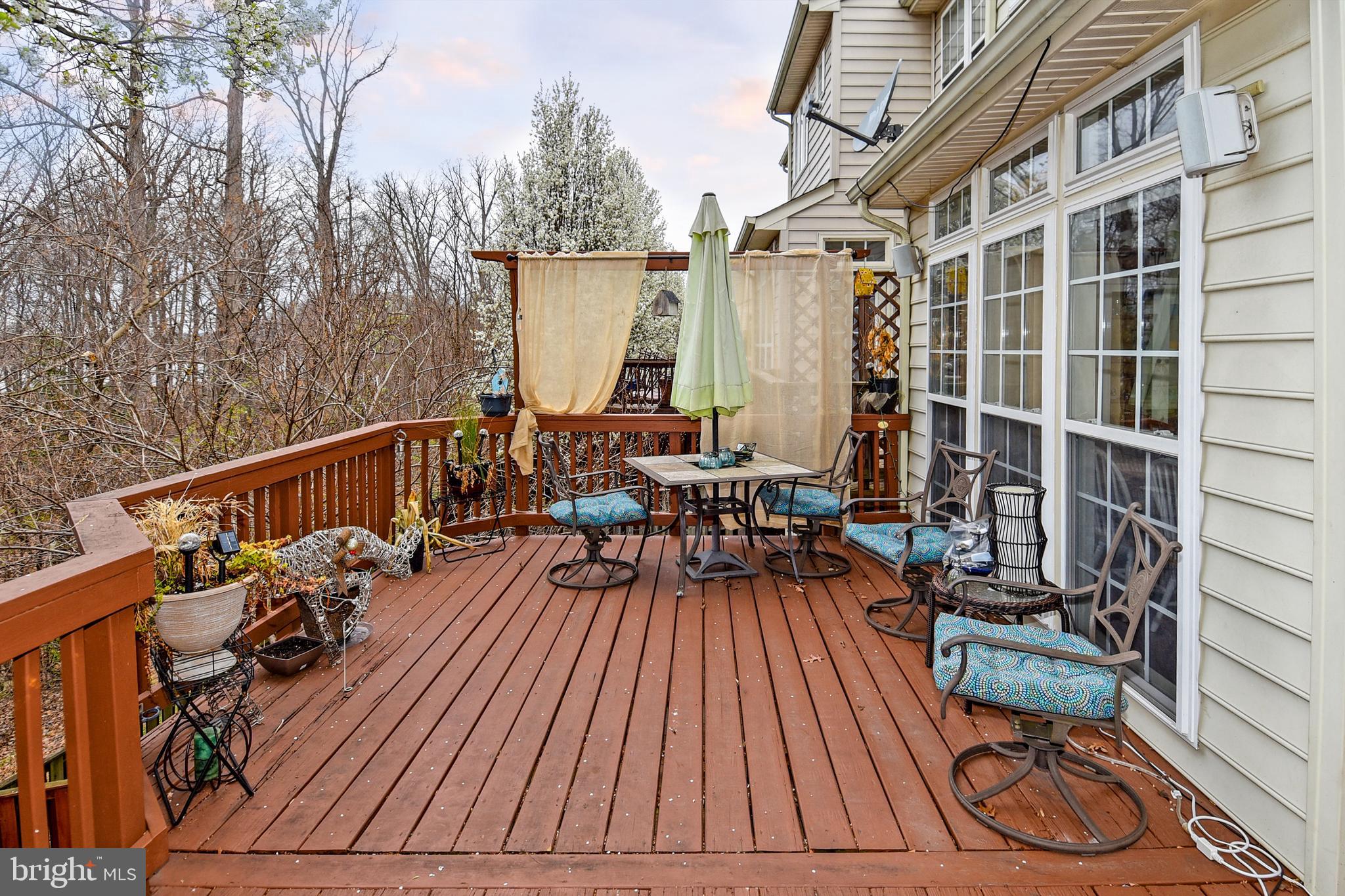 RIVERSIDE STATION - Residential Lease