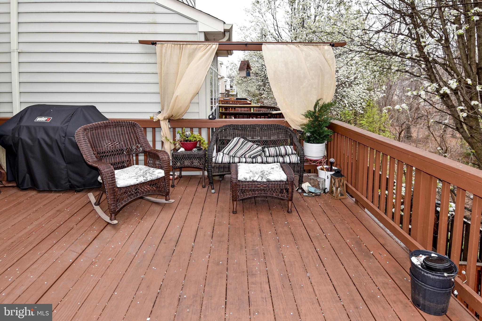 RIVERSIDE STATION - Residential Lease