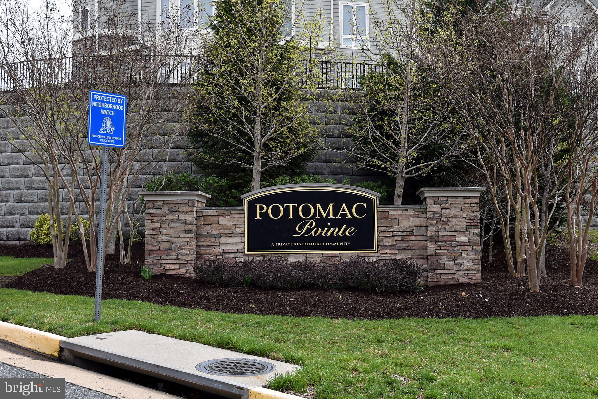 RIVERSIDE STATION - Residential Lease