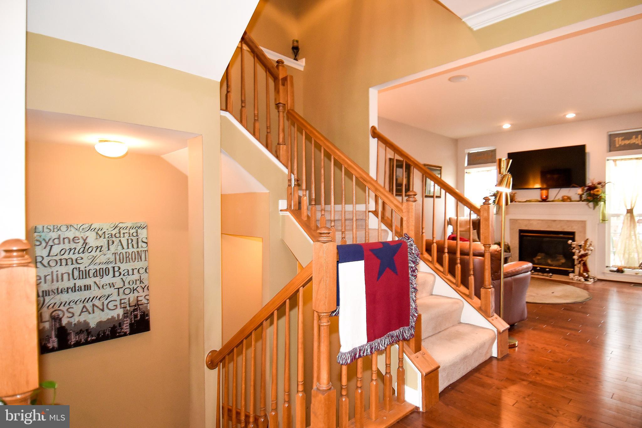 RIVERSIDE STATION - Residential Lease