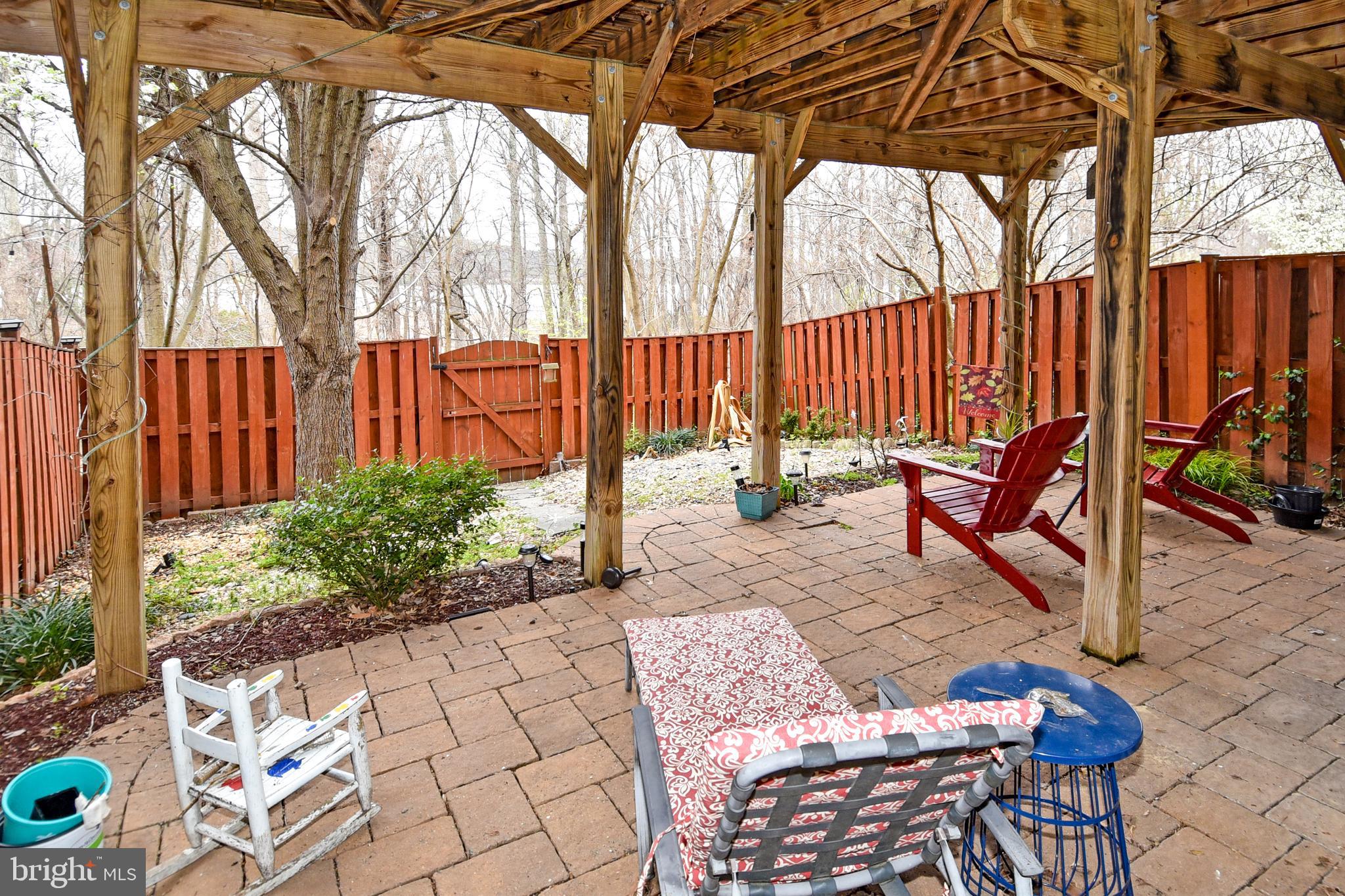 RIVERSIDE STATION - Residential Lease