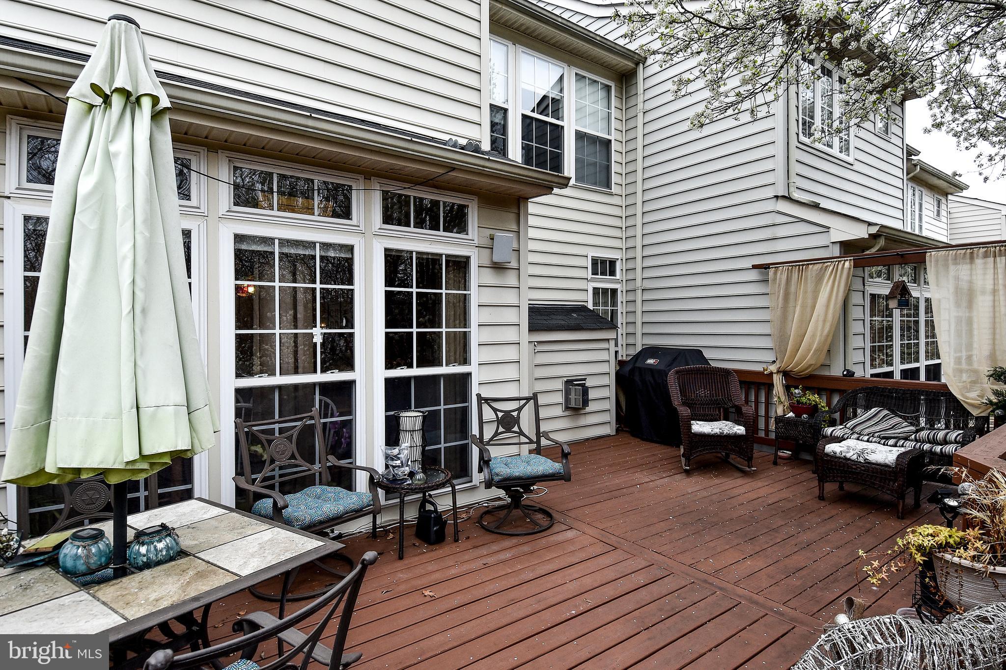 RIVERSIDE STATION - Residential Lease