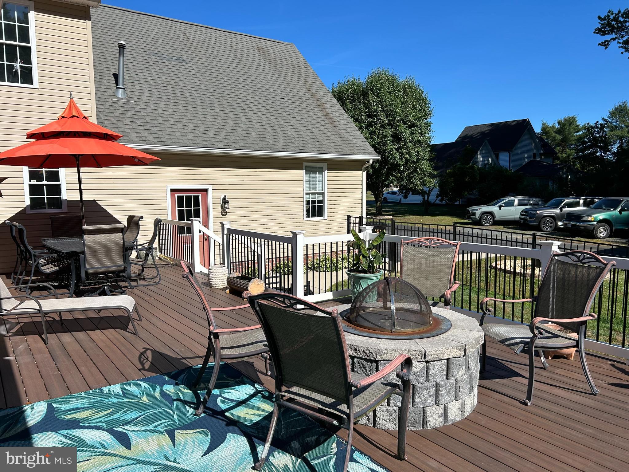 8590 BRIAR PATCH DRIVE