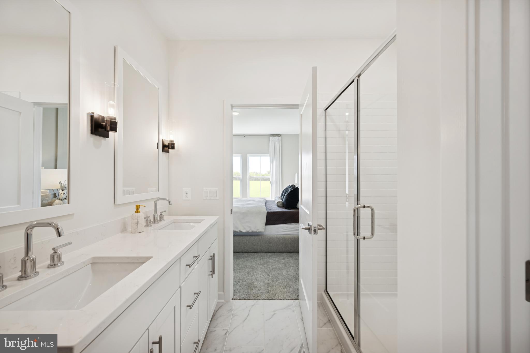 LIBERTY RUN - Residential