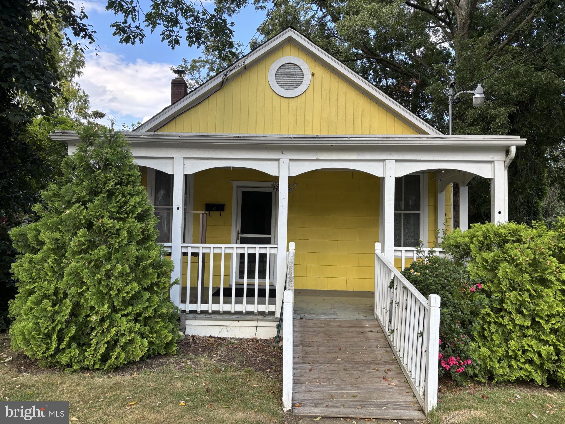 WEST ANNAPOLIS - Commercial Sale