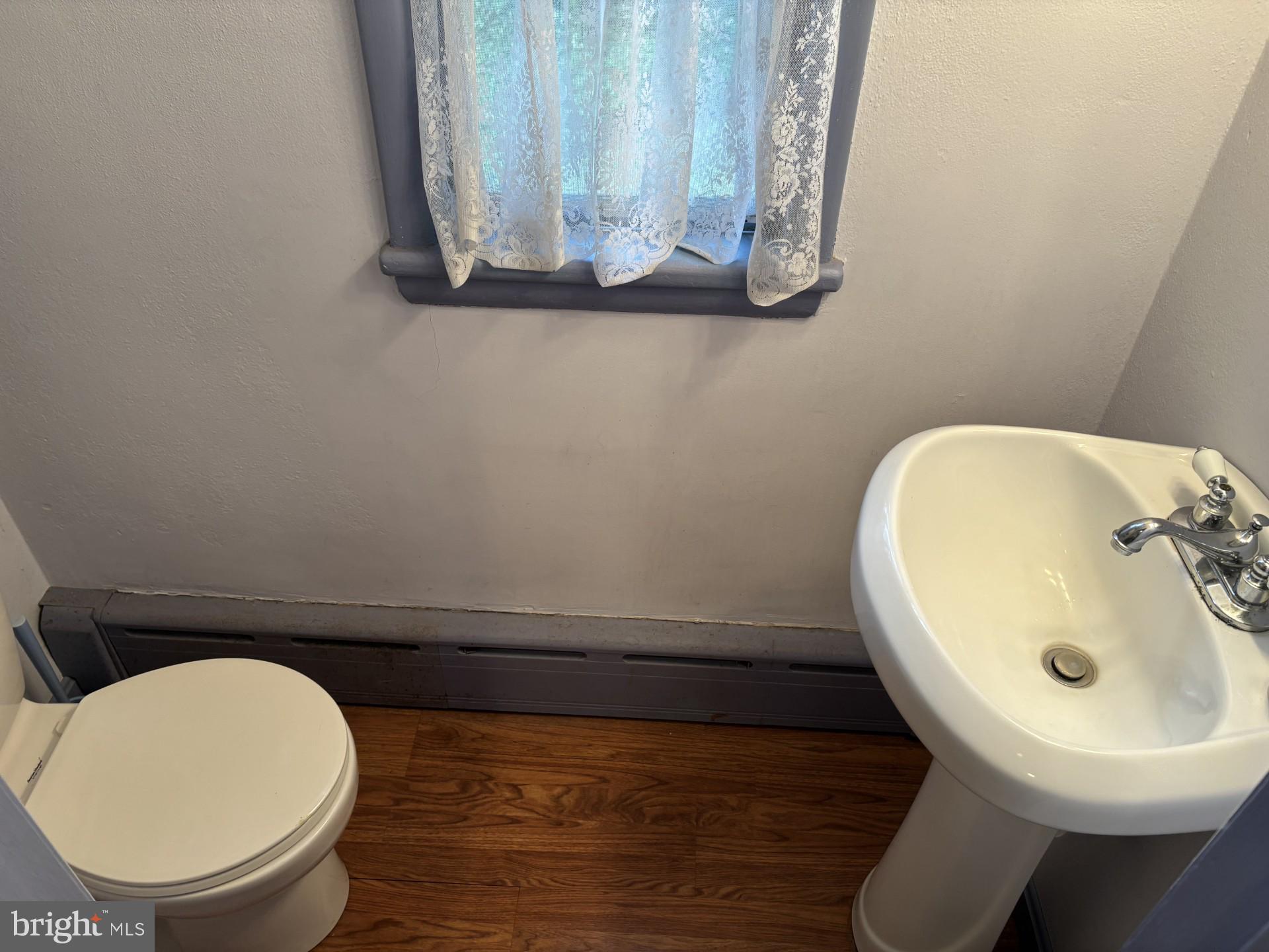 WEST ANNAPOLIS - Commercial Sale