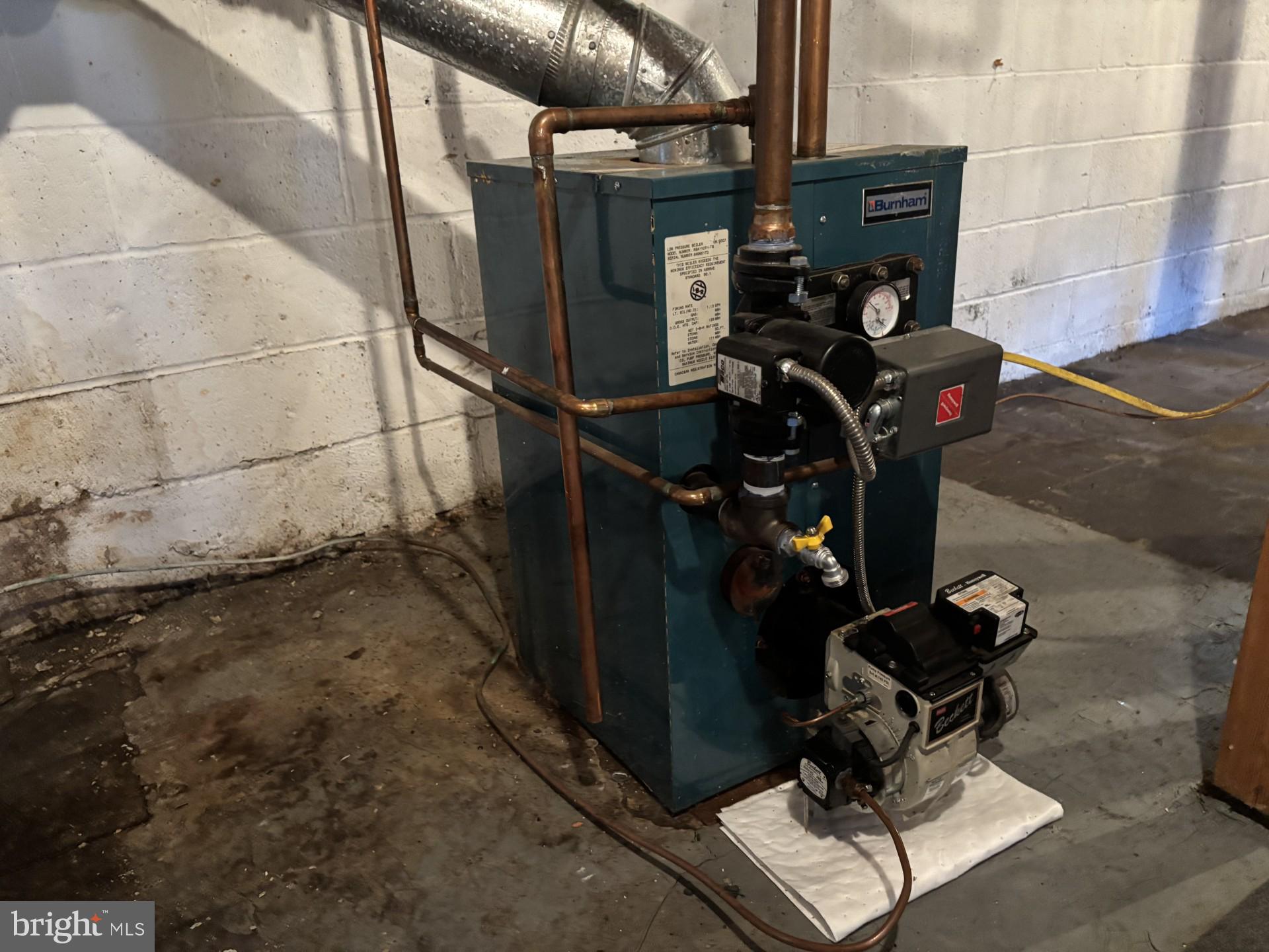 WEST ANNAPOLIS - Commercial Sale