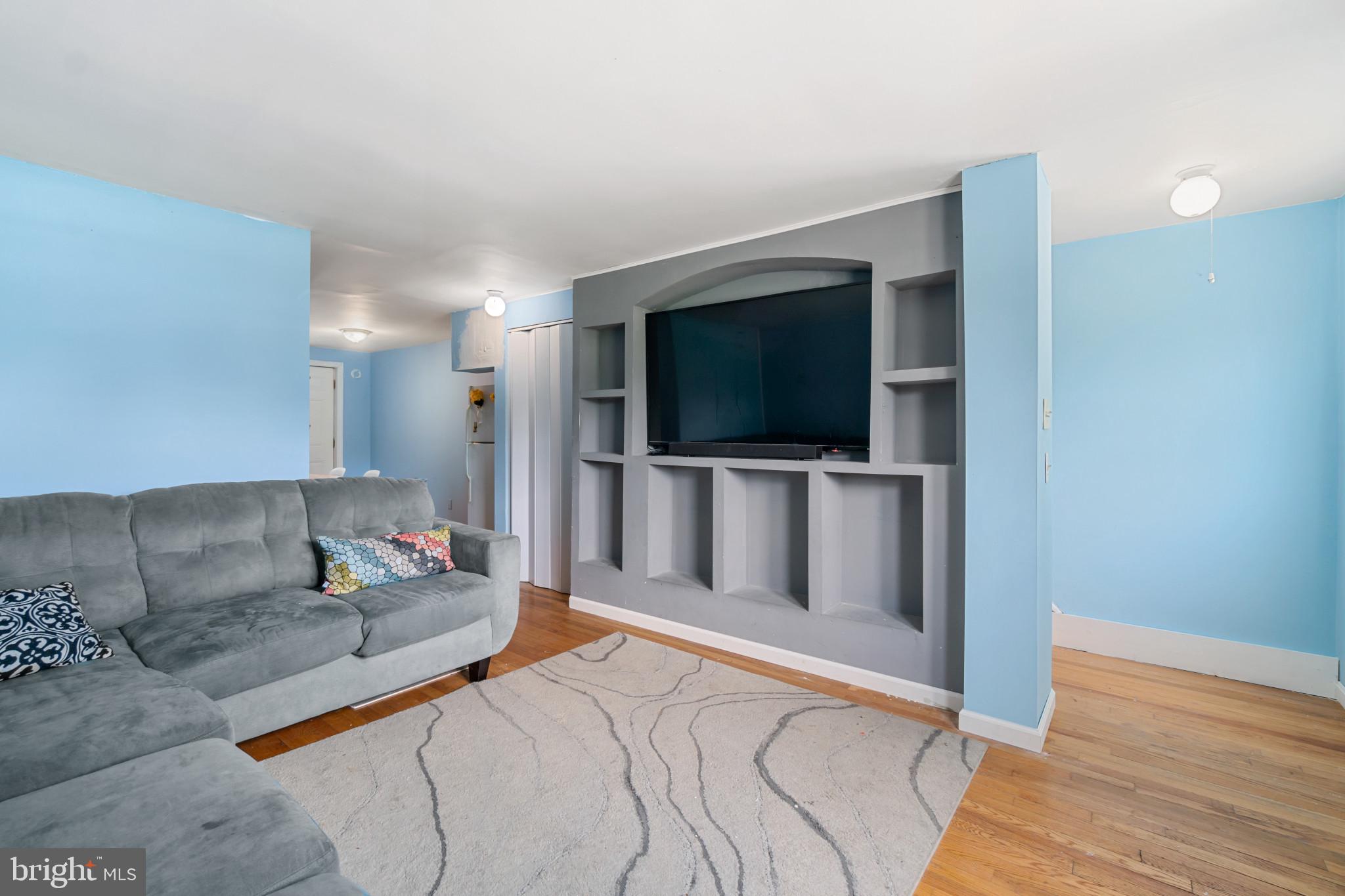 BROOKLYN - Residential