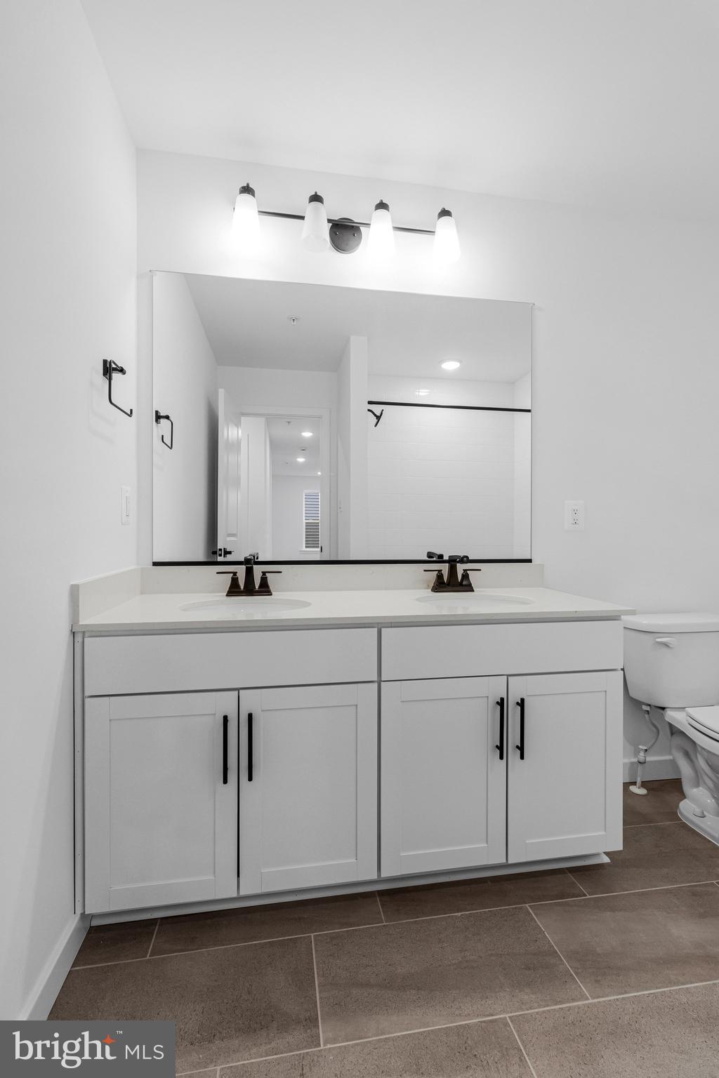 ELMWOOD FARM - Residential