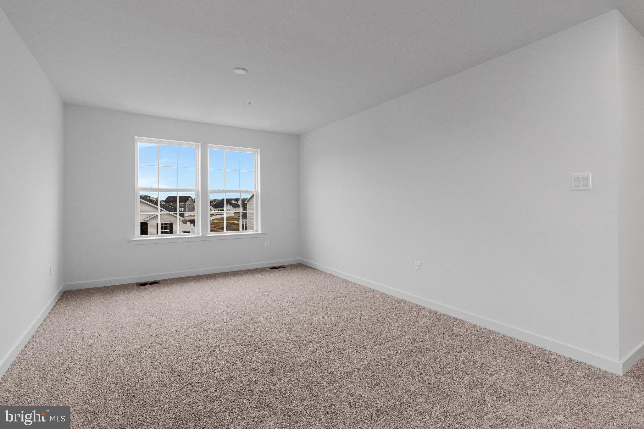 ELMWOOD FARM - Residential