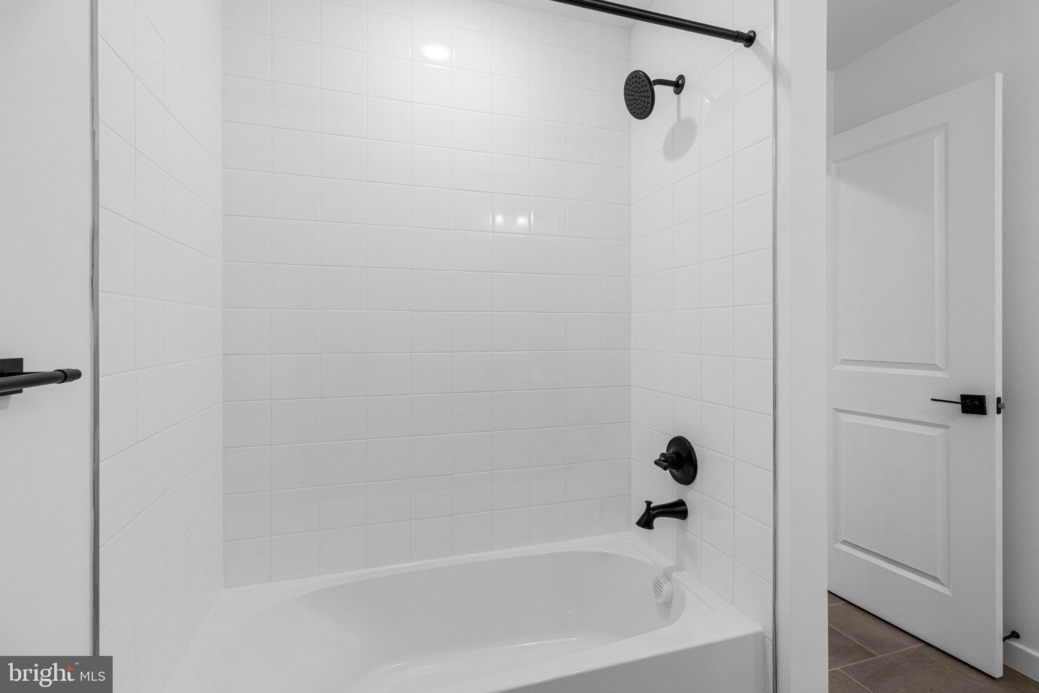 ELMWOOD FARM - Residential