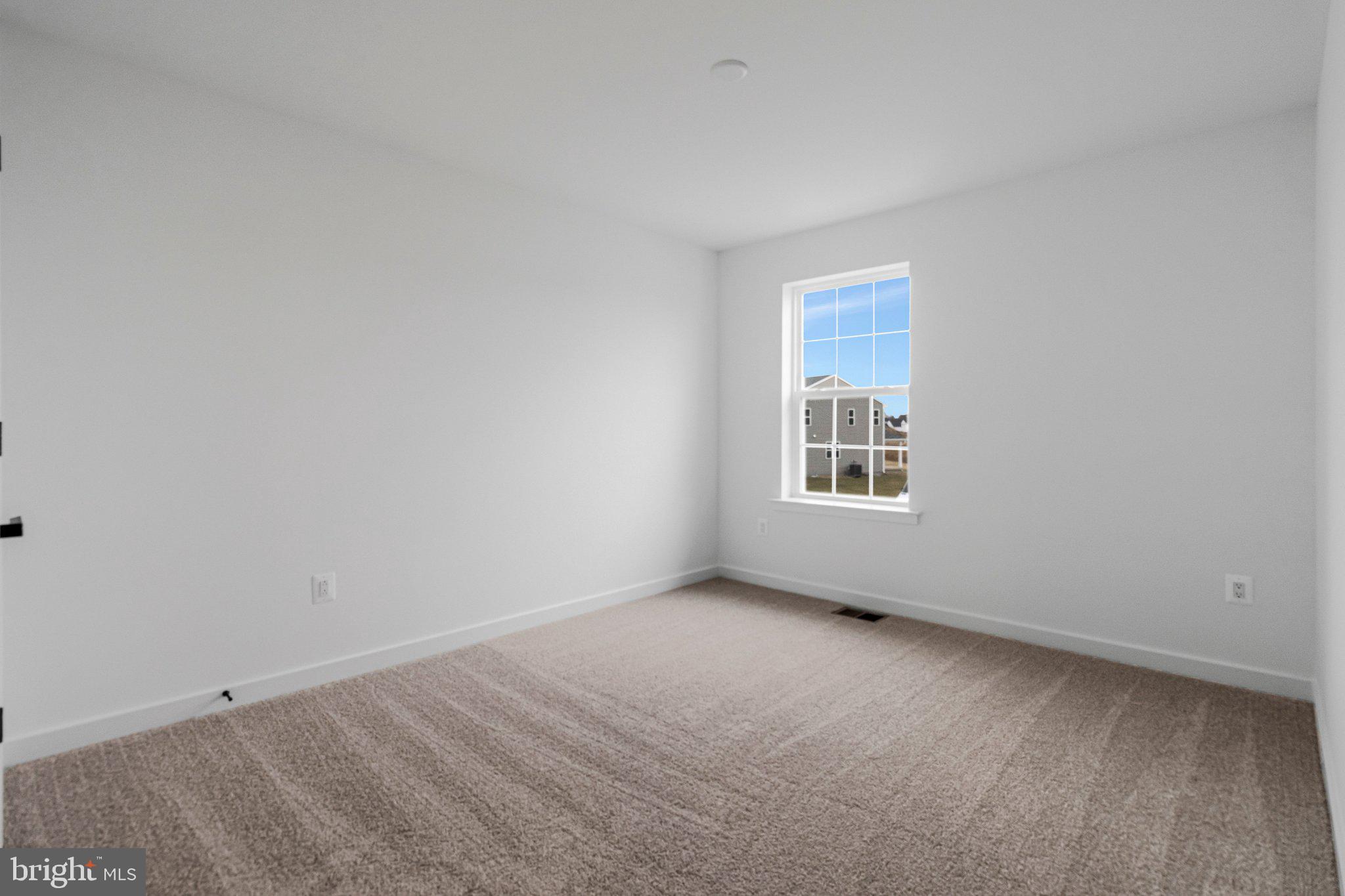 ELMWOOD FARM - Residential