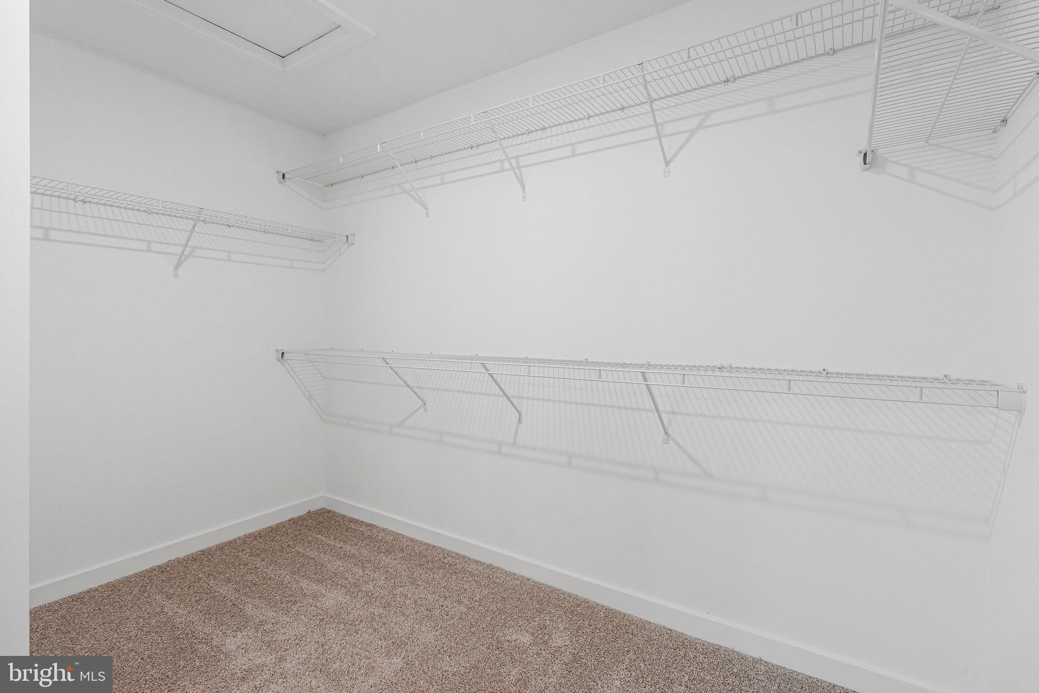 ELMWOOD FARM - Residential