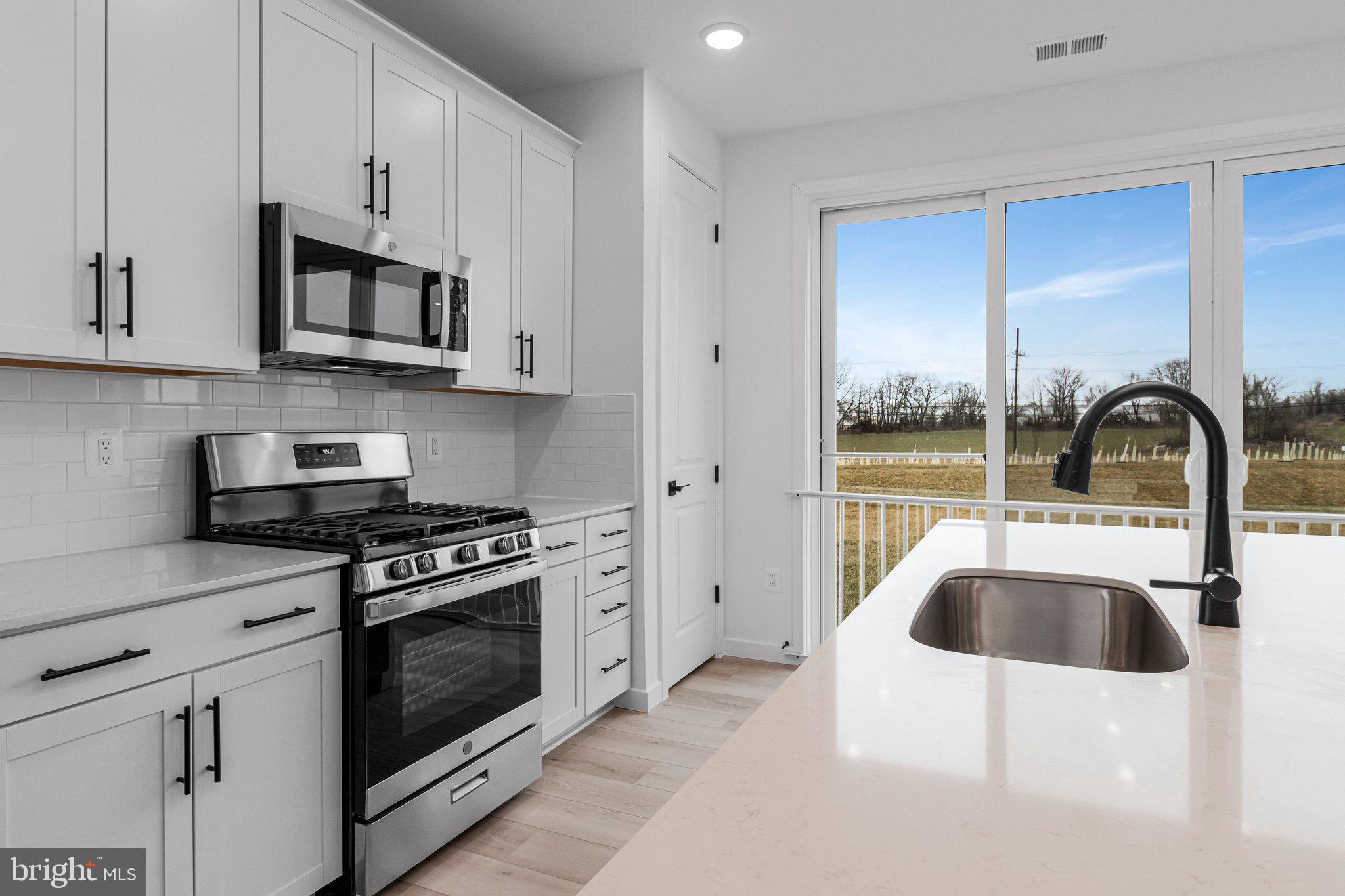 ELMWOOD FARM - Residential