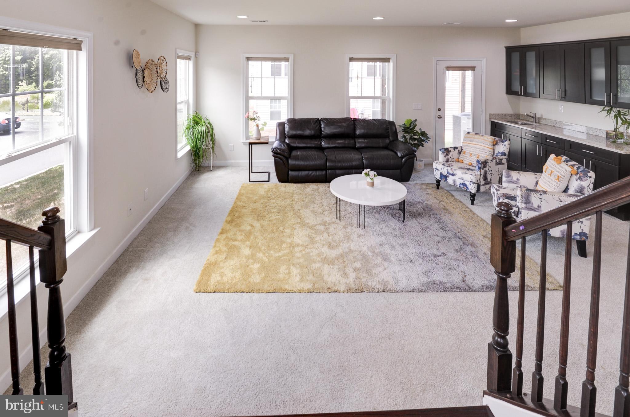 BELMONT RUN - Residential Lease