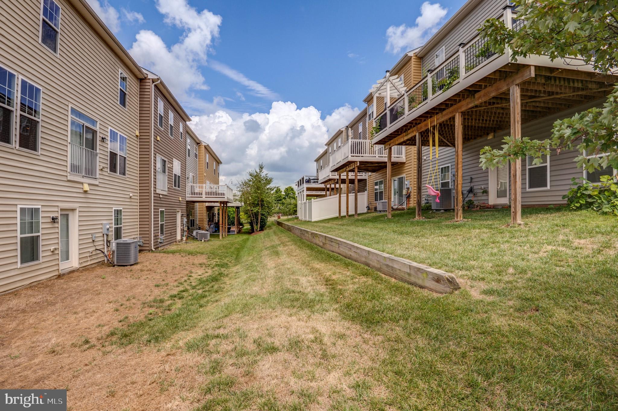 BELMONT RUN - Residential Lease