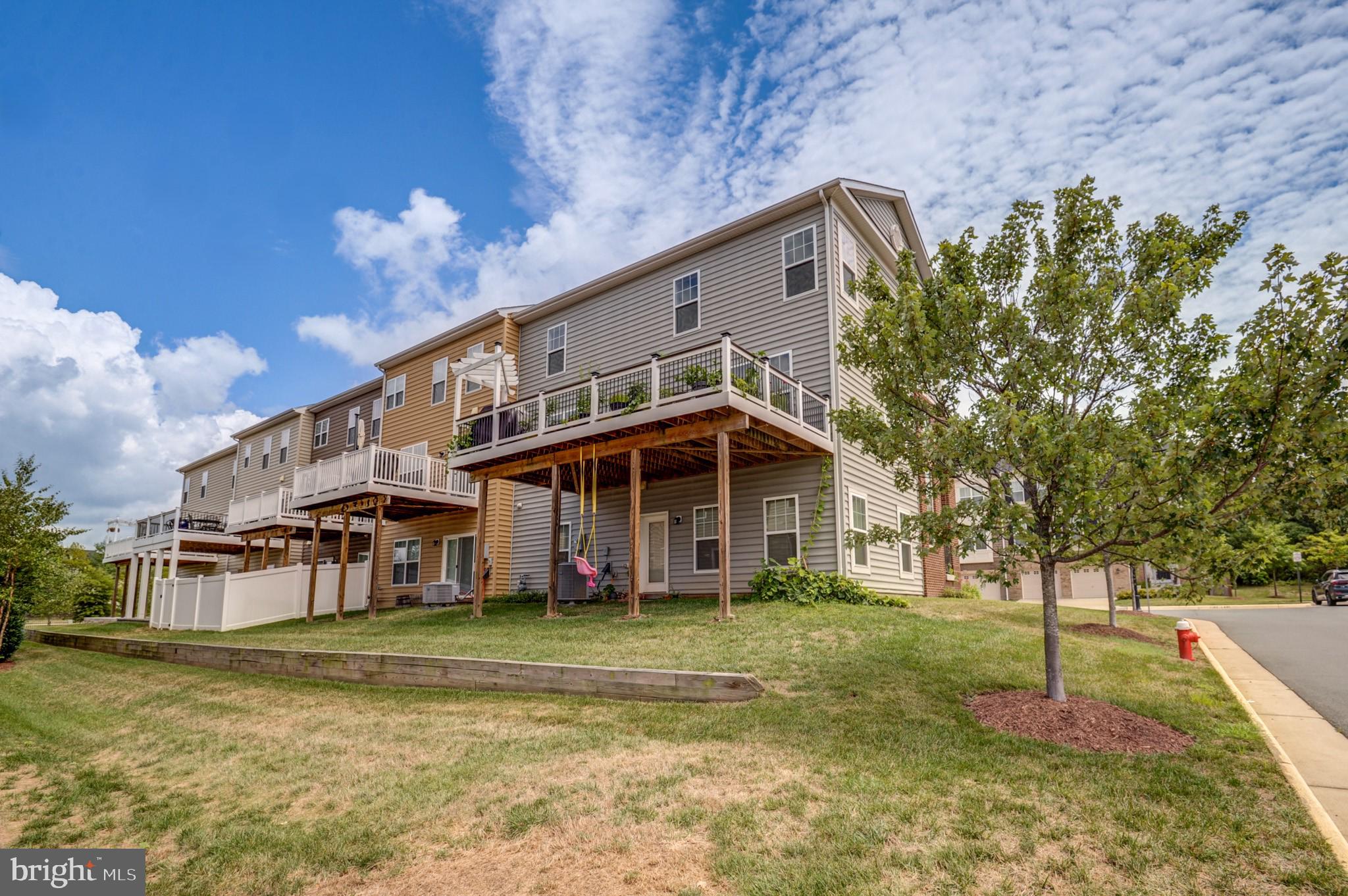 BELMONT RUN - Residential Lease