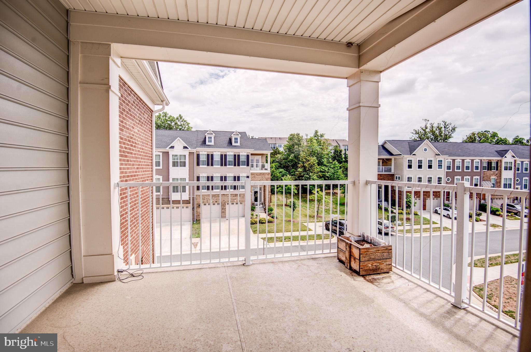 BELMONT RUN - Residential Lease