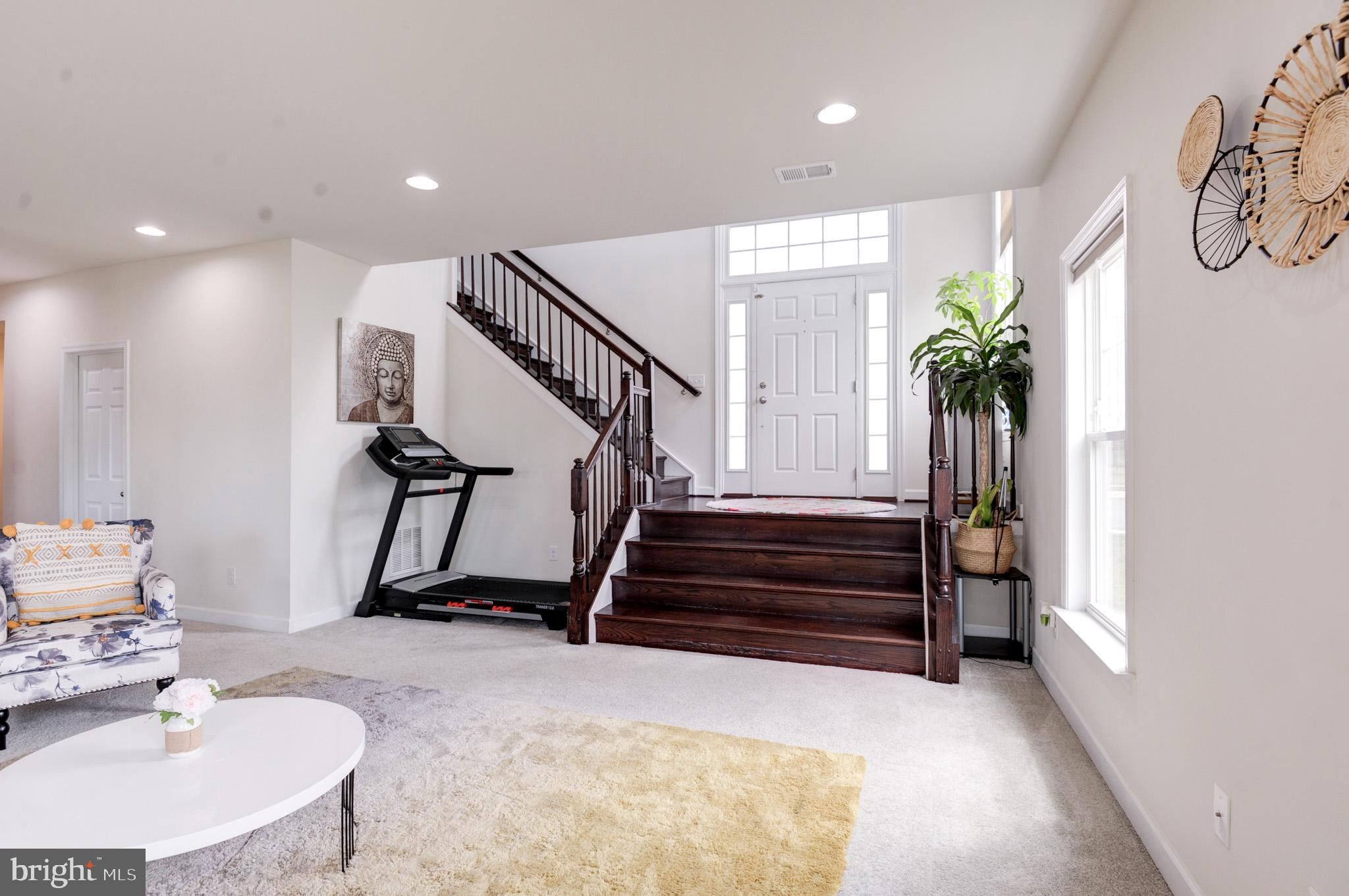 BELMONT RUN - Residential Lease