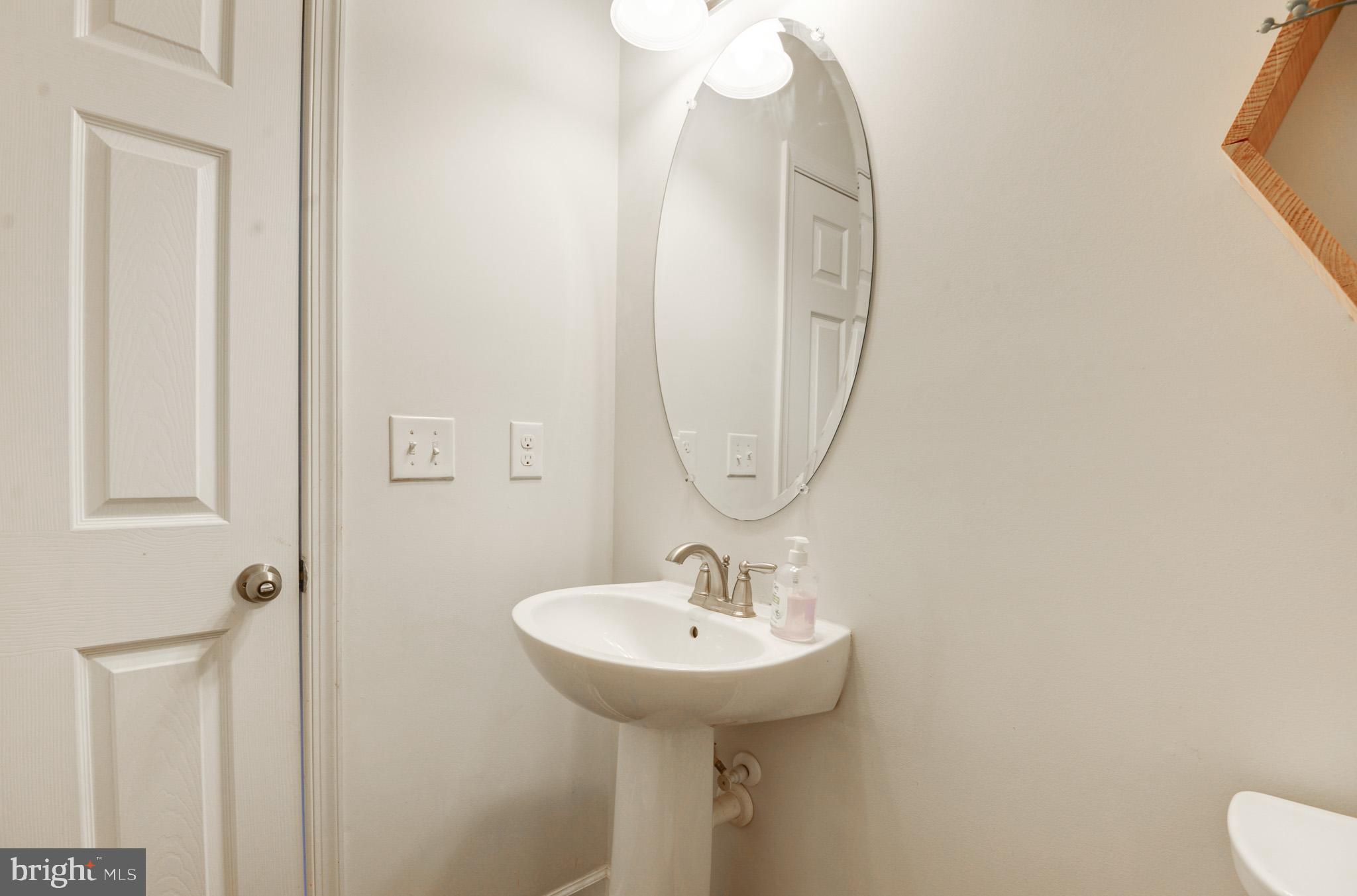 BELMONT RUN - Residential Lease