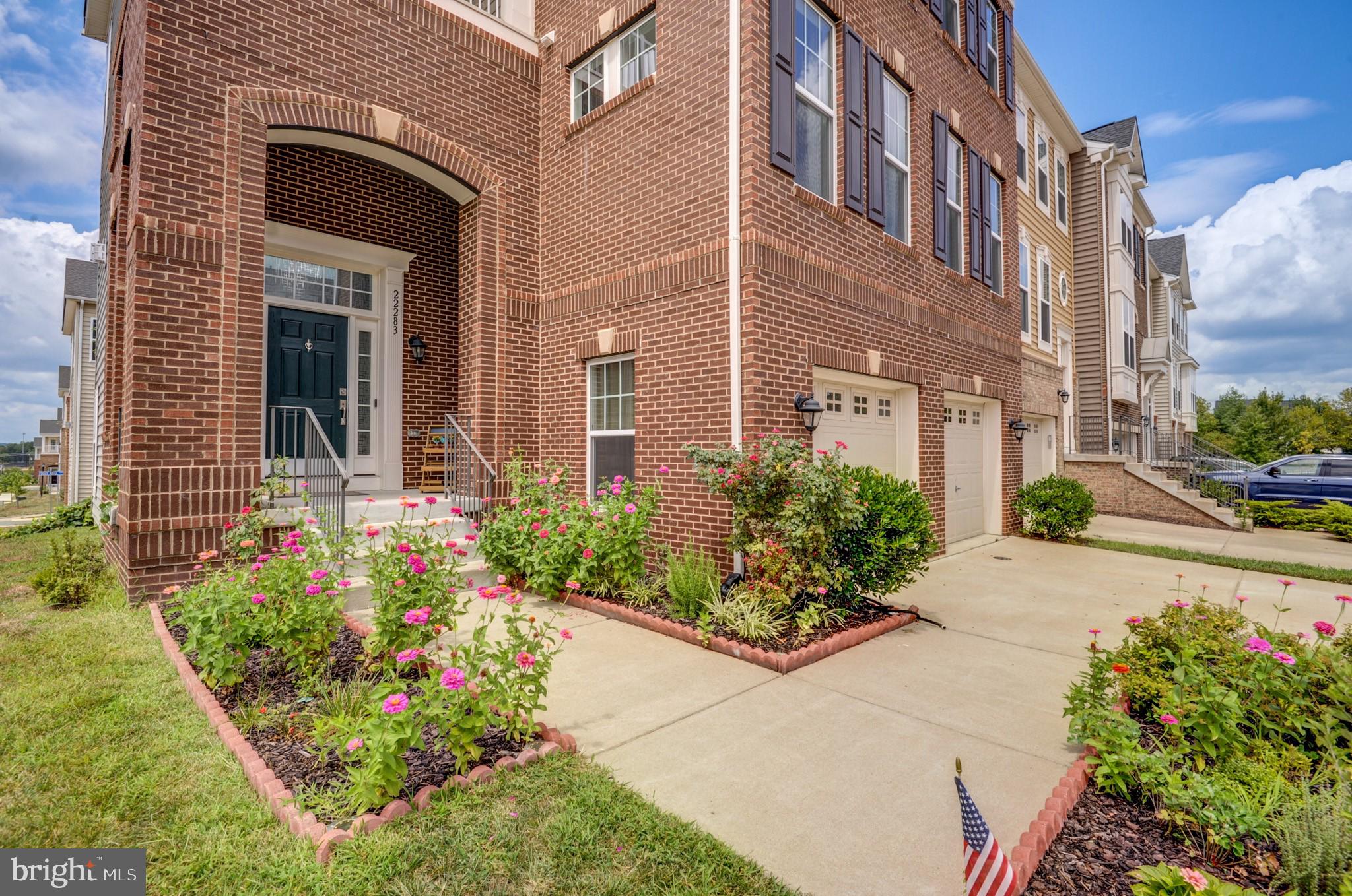 BELMONT RUN - Residential Lease