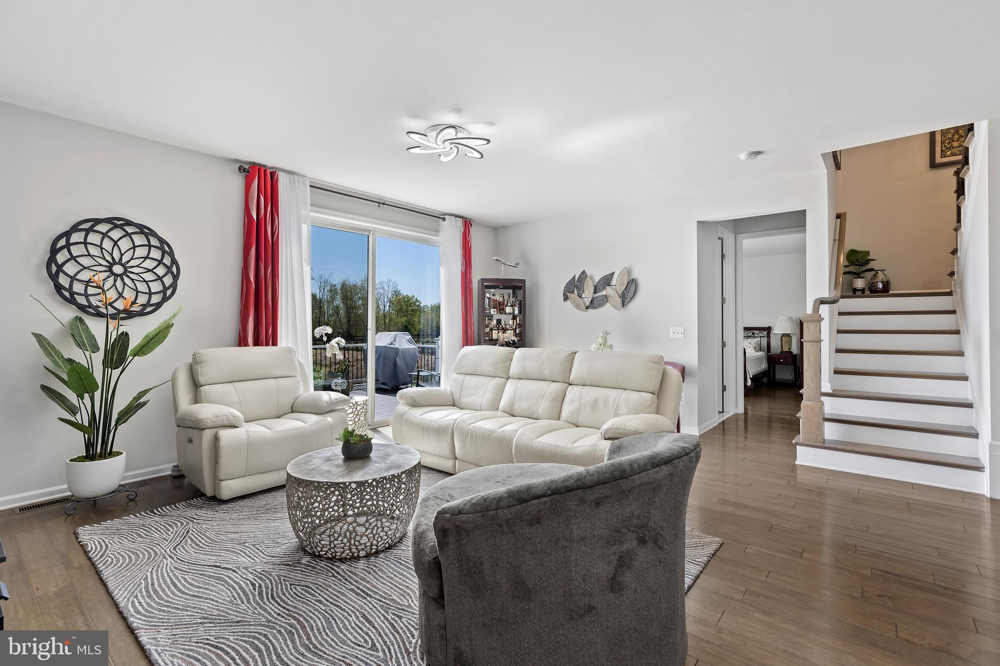 EMBREY MILL - Residential