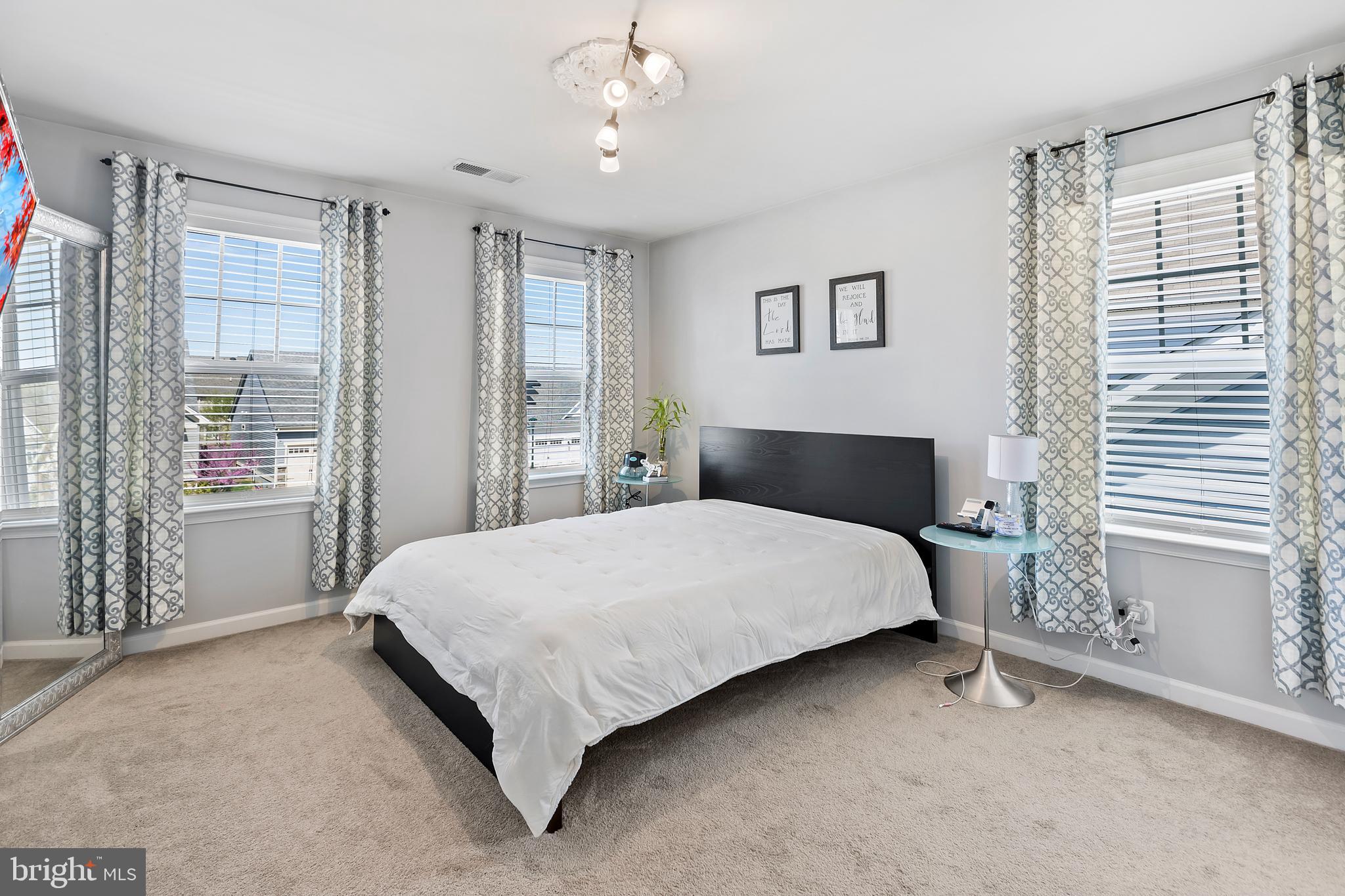 EMBREY MILL - Residential