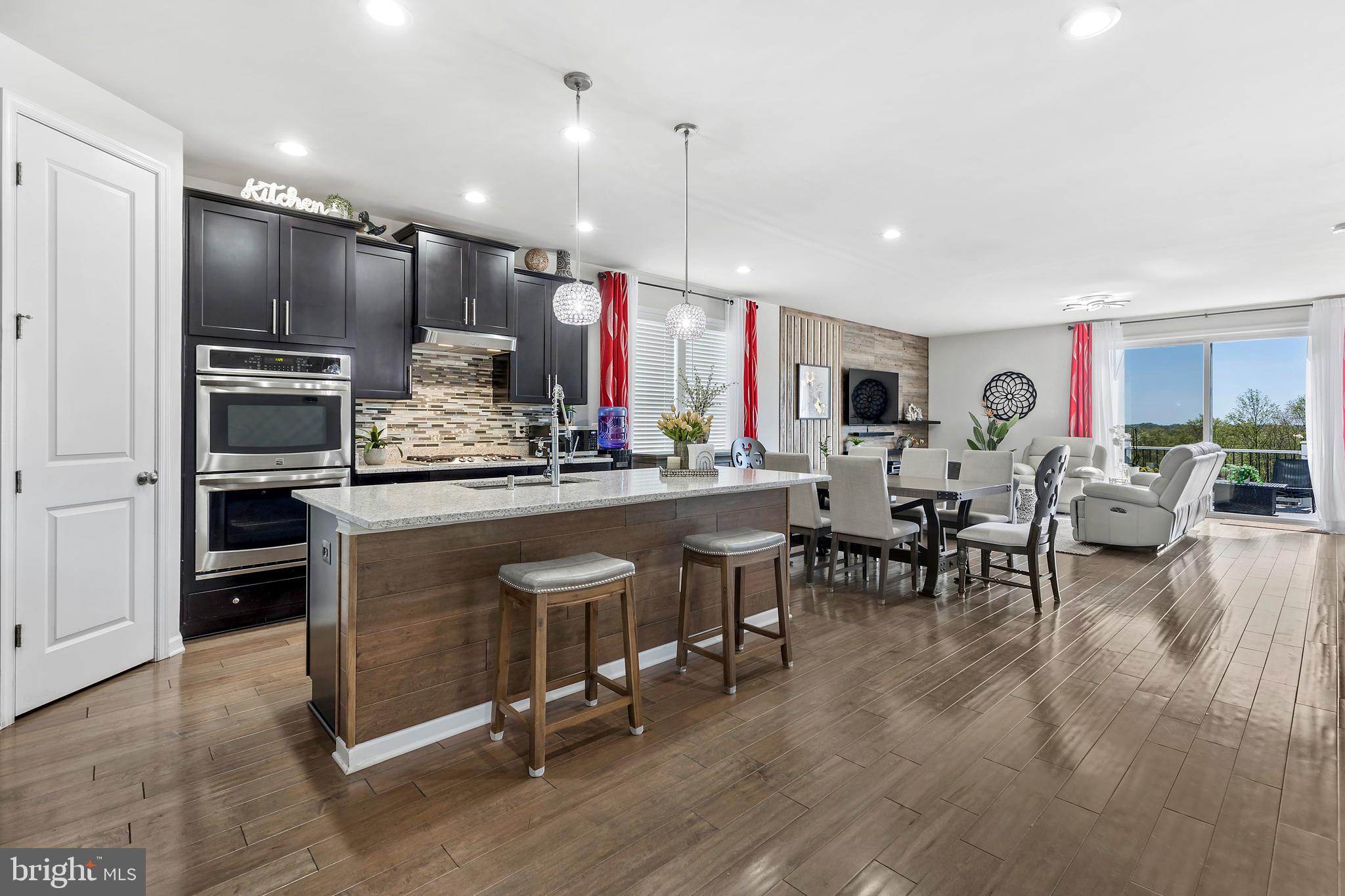 EMBREY MILL - Residential