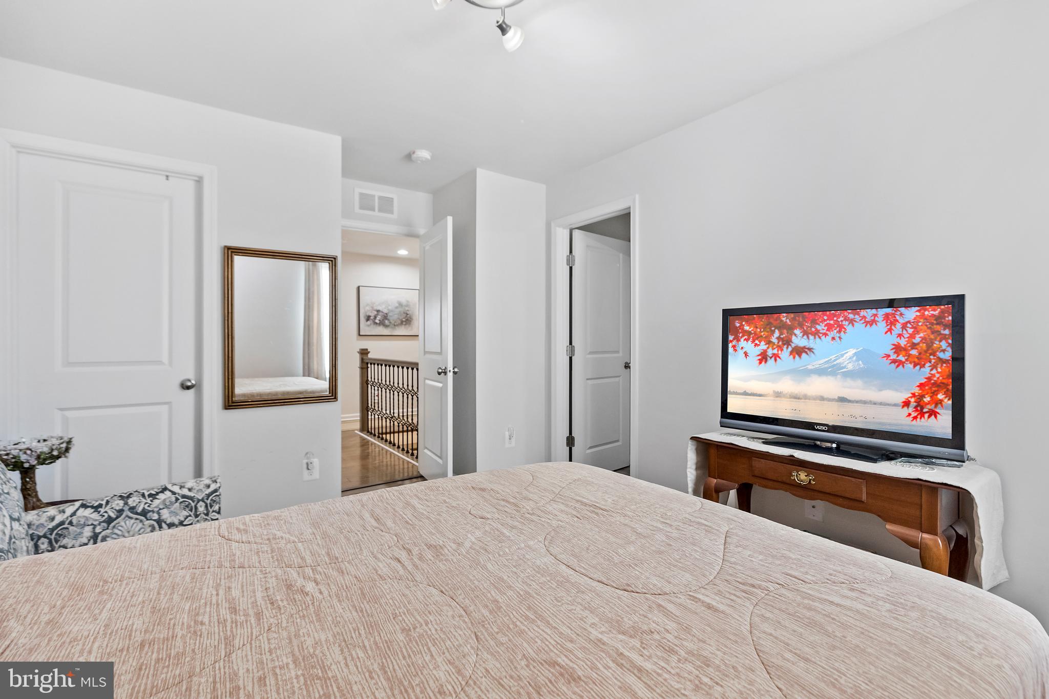 EMBREY MILL - Residential