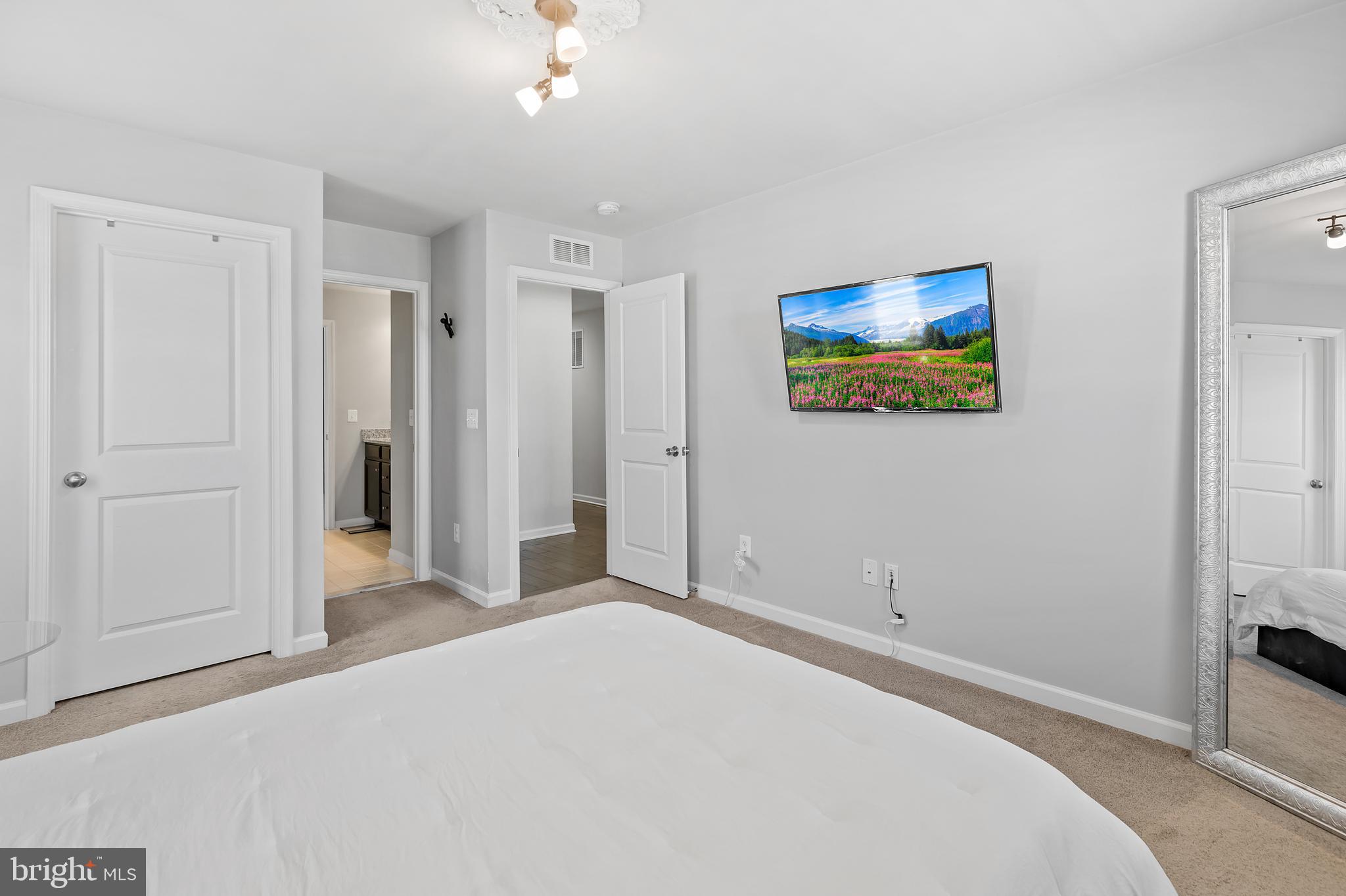 EMBREY MILL - Residential