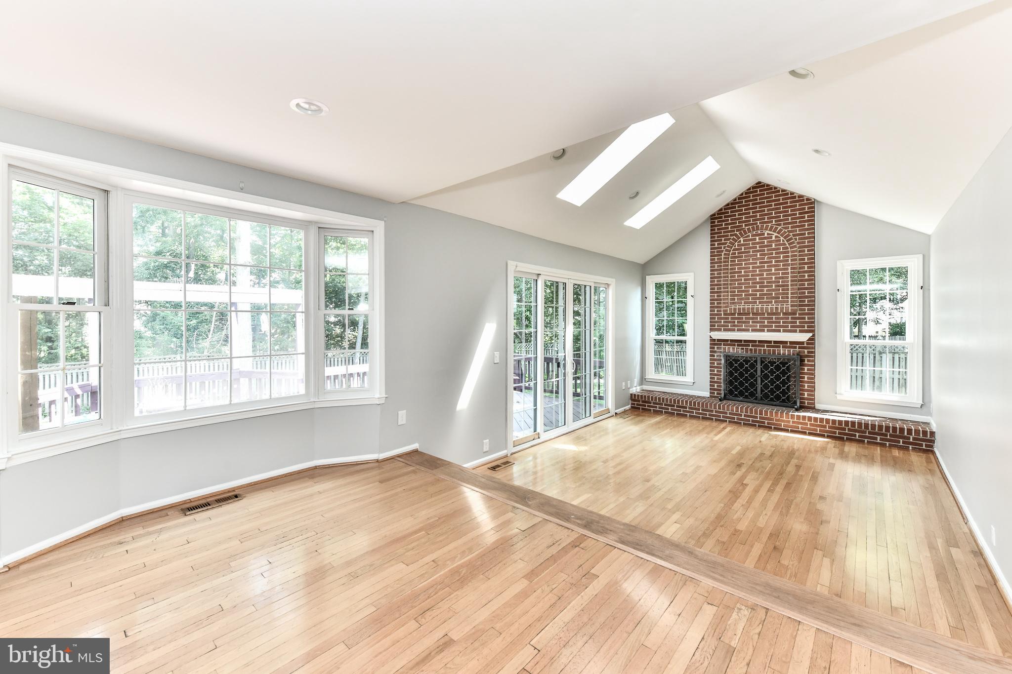 LITTLE ROCKY RUN - Residential Lease