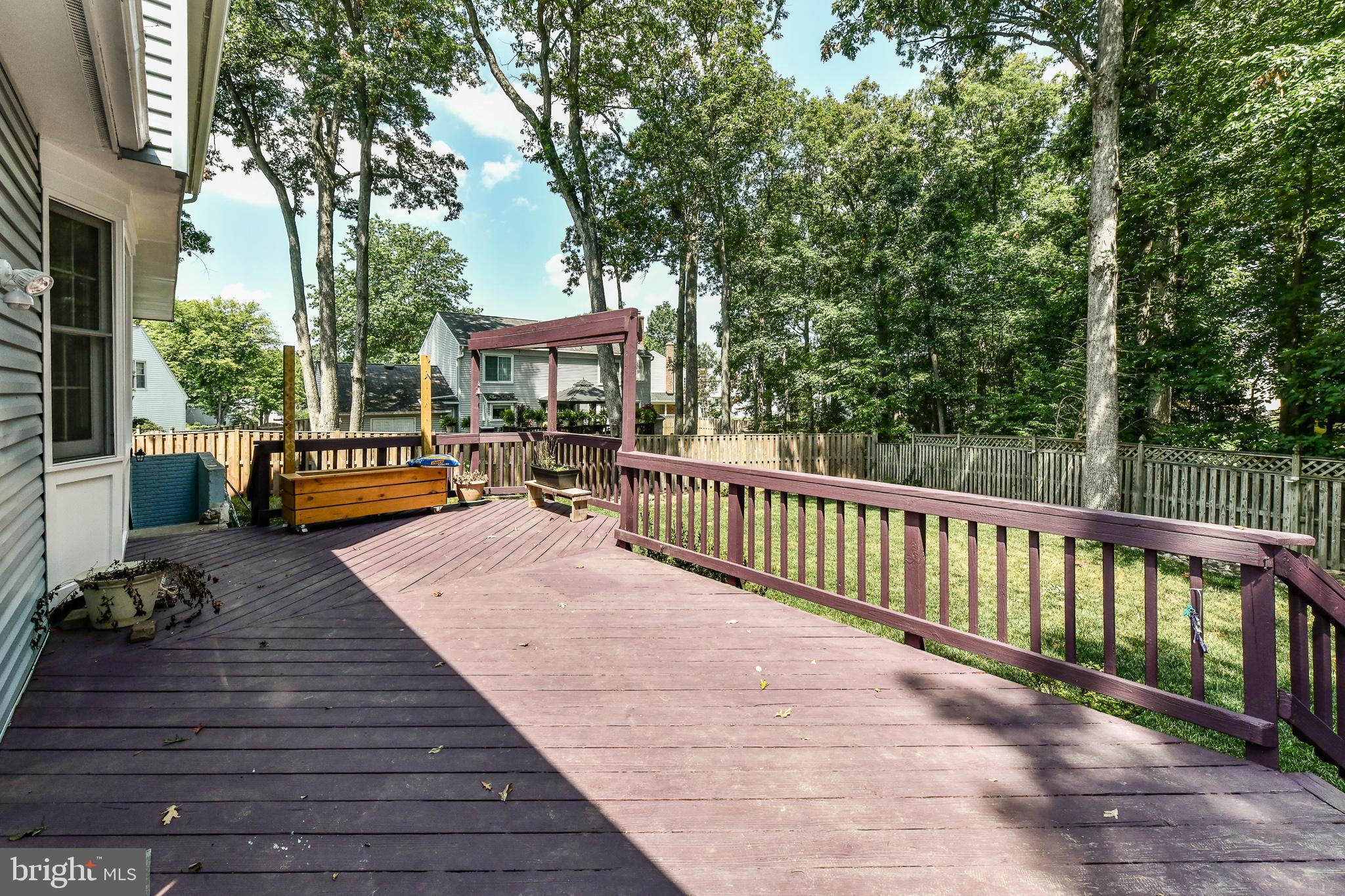 LITTLE ROCKY RUN - Residential Lease