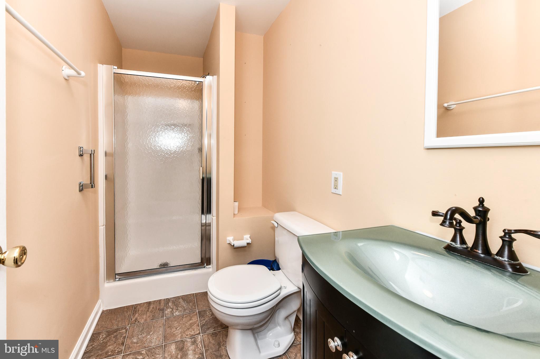 LITTLE ROCKY RUN - Residential Lease