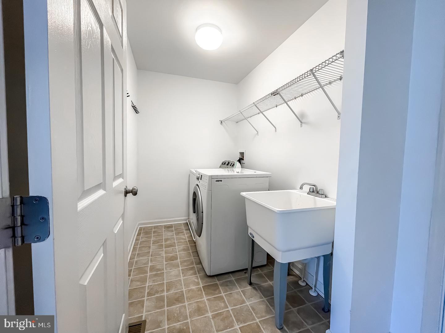 TALBOT WOODS - Residential Lease