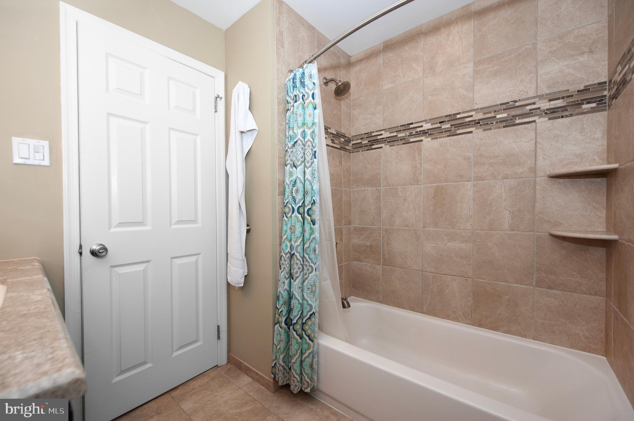 CHARTER OAK - Residential