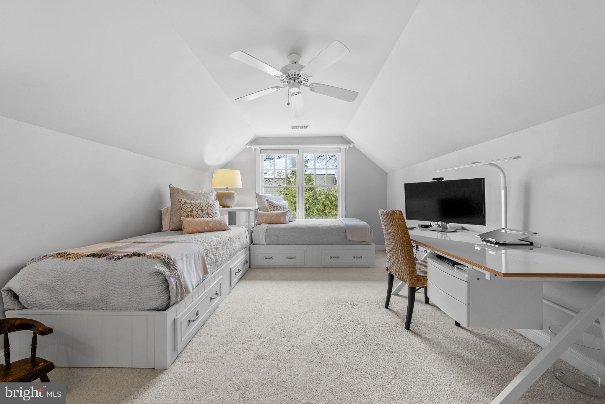 BROOKMONT - Residential