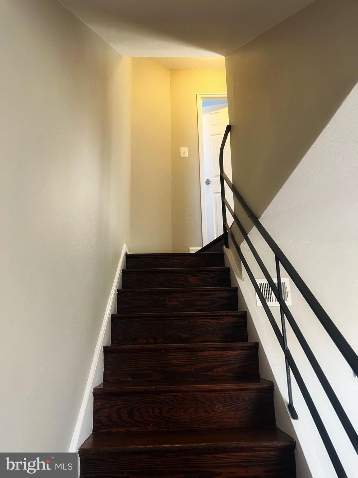 IVERSON VILLAGE CONDO - Residential Lease