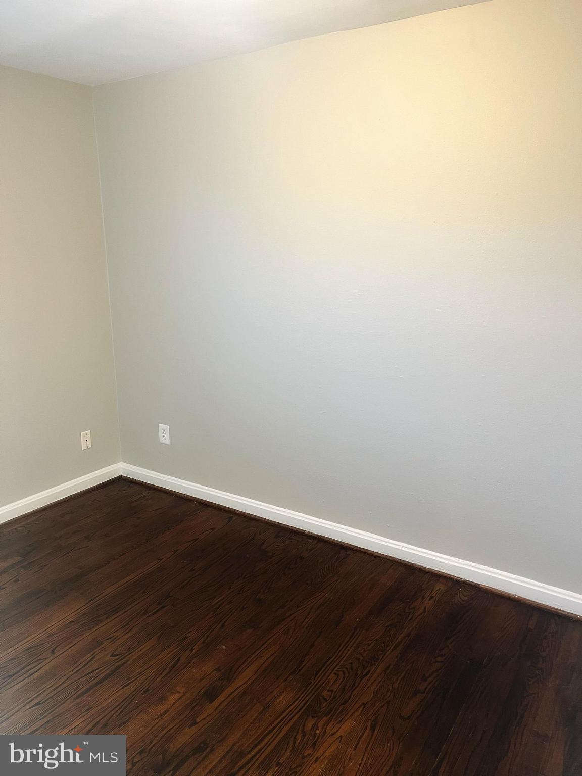 IVERSON VILLAGE CONDO - Residential Lease